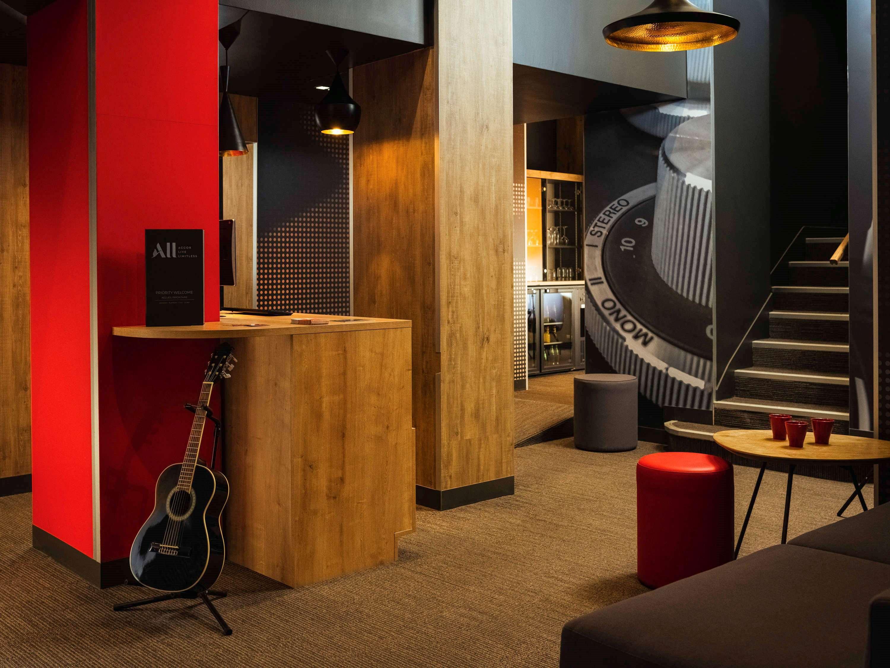 מלון Ibis Paris Gare De L Est 10Eme מראה חיצוני תמונה